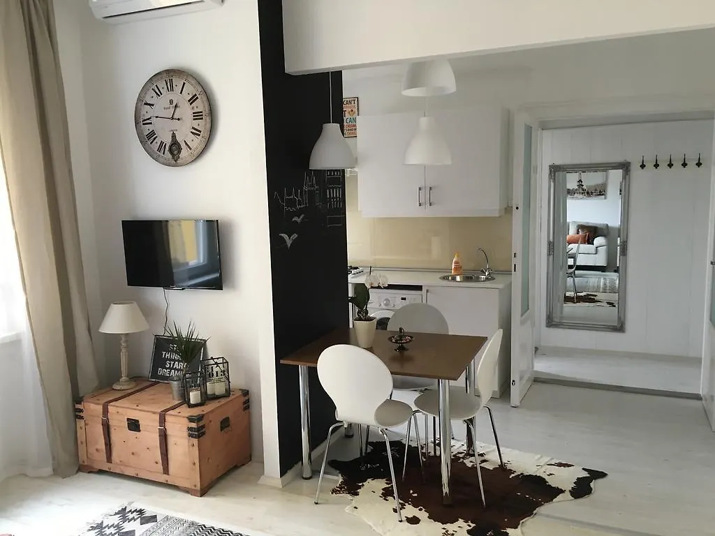 Standard Apartment By Hi5 - Karoly 23 0*, Budapest
