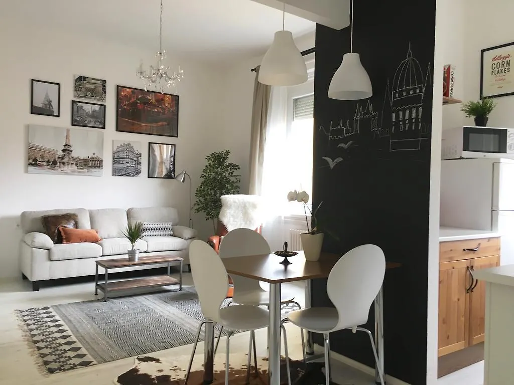 Standard Apartment By Hi5 - Karoly 23 Budapest